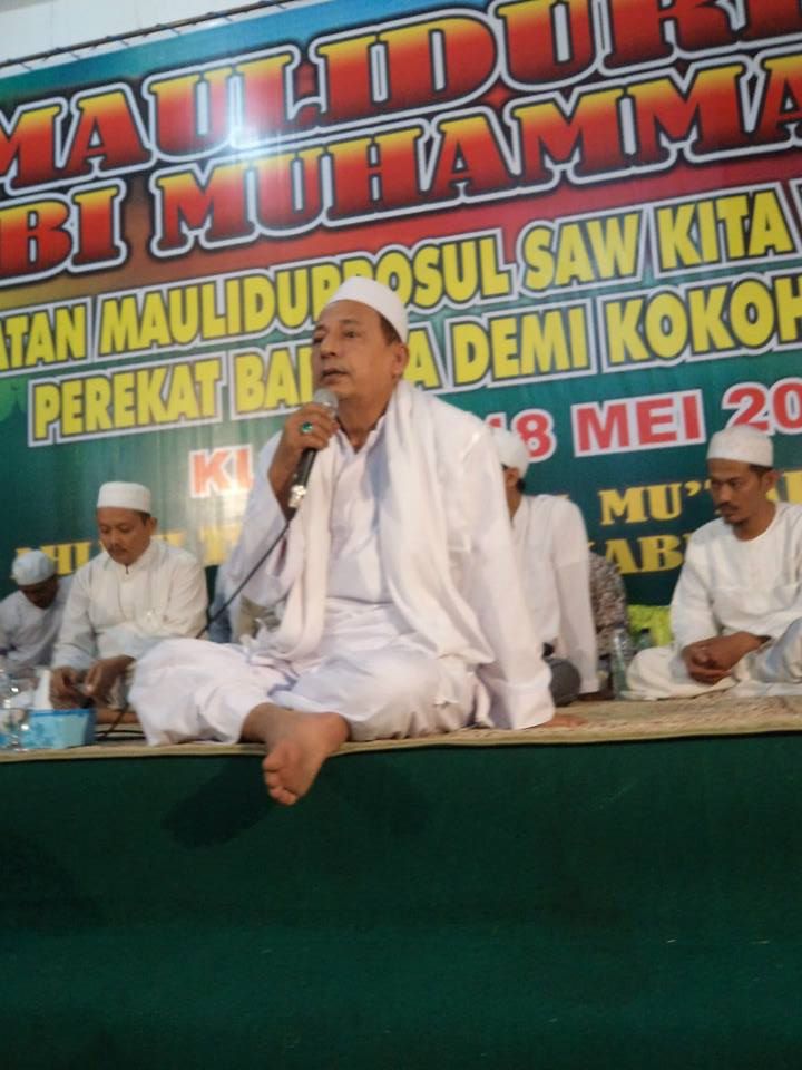 Maulid AKbar bersama Habib Luthfi 18 Mei 2013  Download MP3