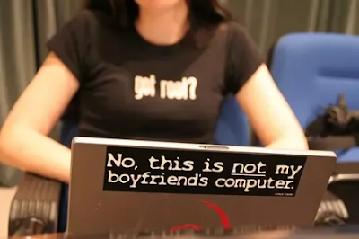18 similarities between women and computers