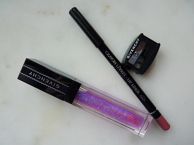 Givenchy Gloss Interdit Vinyl 03 Electric Pink Révélateur i Lip Liner N°8 Parme Silhouette