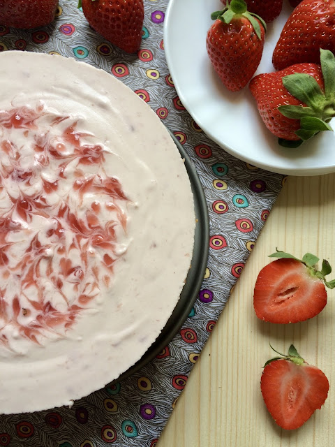 tarta mousse fresa-nata receta