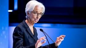 ECB’s Lagarde Urges New Policy Mix in Challenging Environment