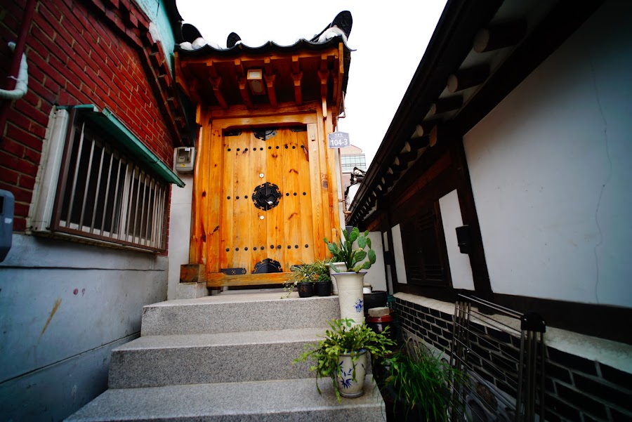 Bukchon hanok village