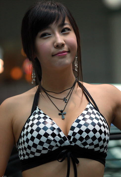 Goo Ji Sung is a sexy racing model from South Korea » Photo Gallery/Goo Ji Sung