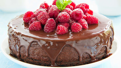 Strawberry-Chocolate-Cake-Walls-imgs