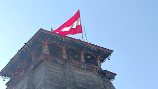 Flag on the top of narsingh temple joshimath