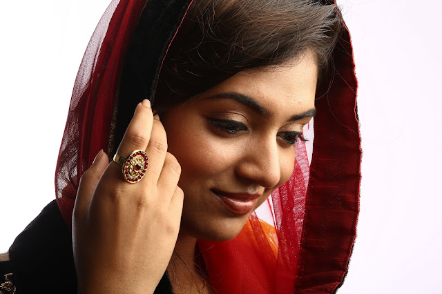 Nazriya Nazim HD Wallpaper