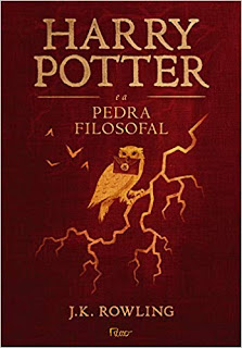Harry Potter e a pedra filosofal (Português) Capa dura – 17 ago 2017