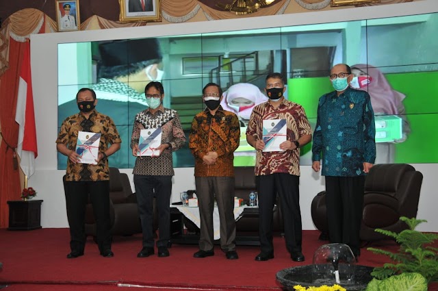 Dialog Bersama Tungku Tigo Sajarangan, Menko Polhukam Ajak Jaga Stabilitas Keamanan Negara