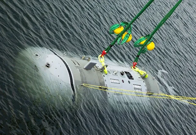 Un Snakehead, un gran dron submarino diseñado para ser lanzado y recuperado por los submarinos de propulsión nuclear de la Armada de Estados Unidos