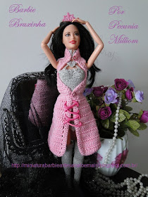 Barbie Princesa Bruxinha  com casaco de crochê por Pecunia Milliom