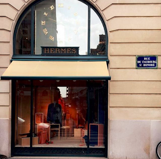 Paris : Boutique Hermès