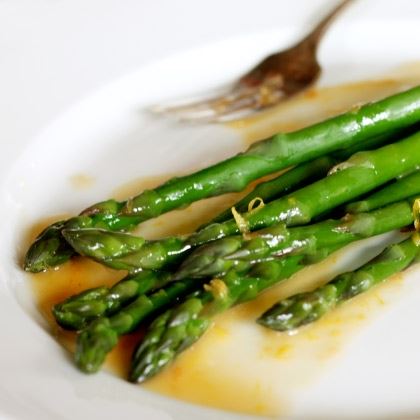 Asparagus with Pink Grapefruit Sauce