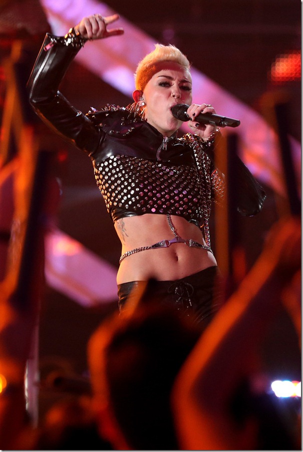 miley-cyrus-leather-bondage-1