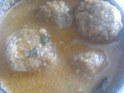 Mutton Keema Balls Curry / Minced Mutton Balls Curry