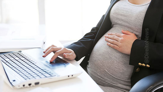 juiz nega adiamento advogada gravida produtividade