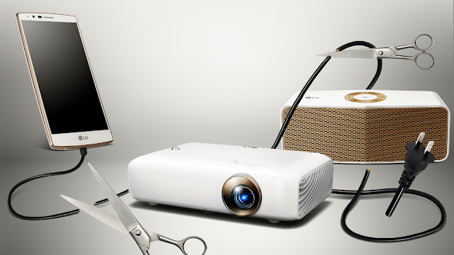 The Ultimate Plug and Play Experience for Dad @LGSouthAfrica #MiniBeamProjector