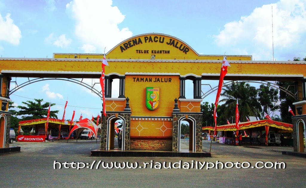 ARENA PACU JALUR TALUK KUANTAN RIAU  DAILY PHOTO