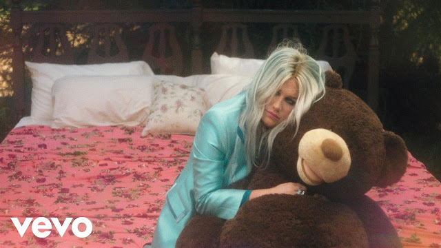 Kesha - ‘Learn to Let Go’ Video