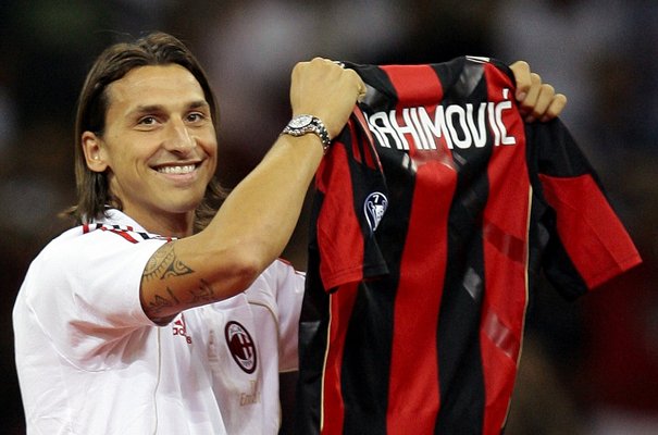 Ibrahimovic Ingin Bertahan Di AC Milan