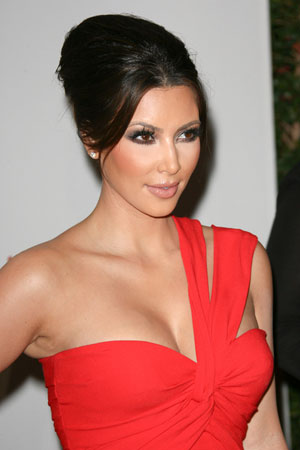 How will Kim Kardashian do her hair on her Wedding