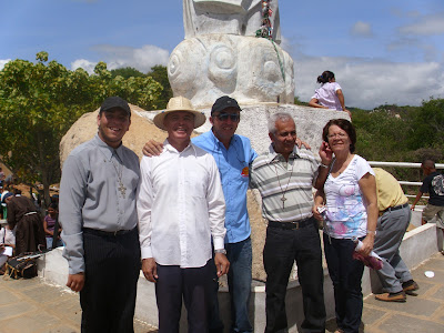 Missa de Páscoa no Cristo Ressuscitado de Solidão - PE reúne milhares de pessoas 