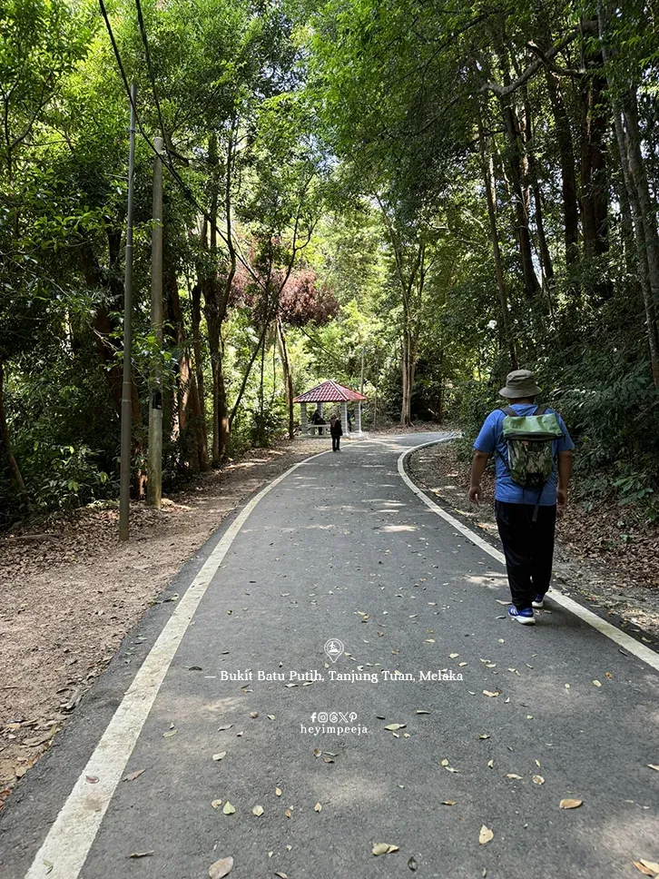 Berjaya Hiking Full Loop Bukit Batu Putih Tanjung Tuan Melaka