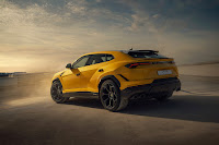 2023 Lamborghini Urus Performante