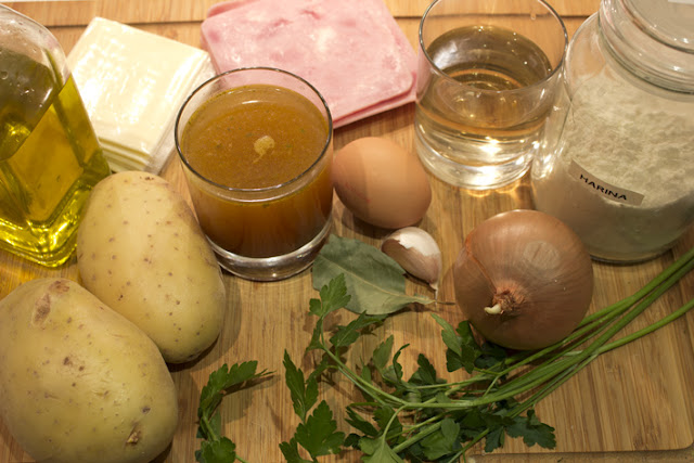 ingredientes de patatas con jamon y queso