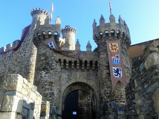 Castillo Templario de Ponferrada, puerta de entrada