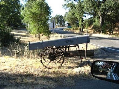 Mail Box with Unique Shape