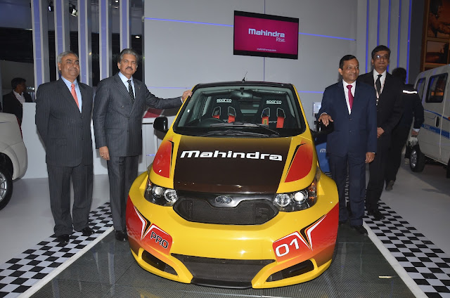 Mahindra e2o Sport at Auto Expo India 2016