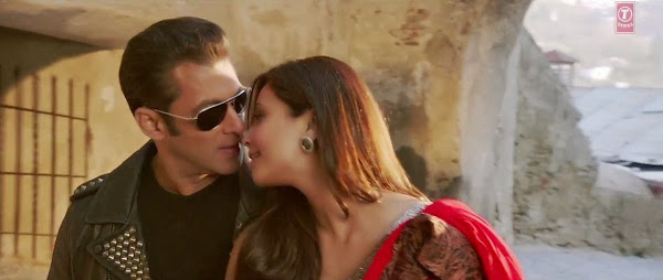 Tere Naina - Jai Ho (2014) Full Music Video Song Free Download And Watch Online at worldfree4u.com