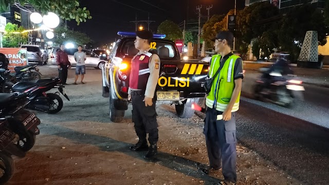 Gencar Patroli Subuh Polsek Denbar Wujudkan KTT WWF Ke-10 Berjalan Lancar Dan Kondusif