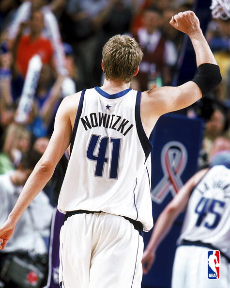 dirk nowitzki shooting over kobe. never faced Kobe Bryant in