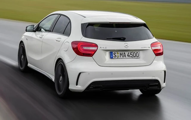 2014 Mercedes-Benz A45 AMG