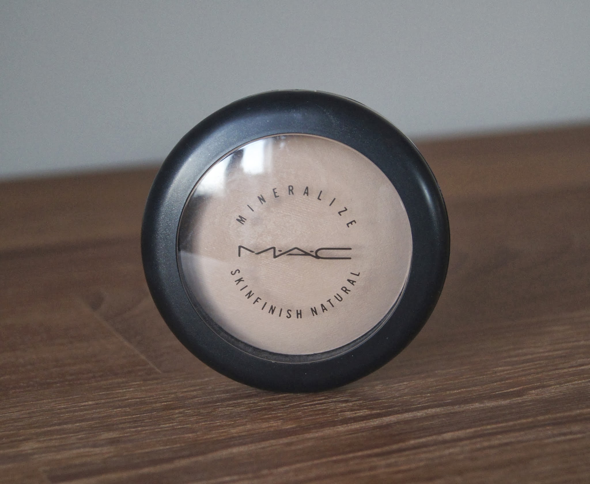 mac mineralize skinfinish natural review