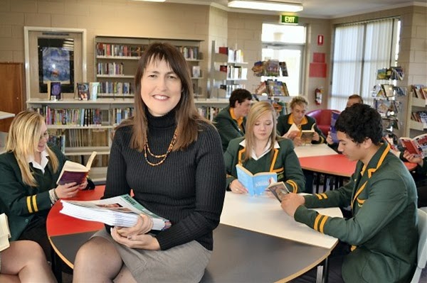 http://www.staff.utas.edu.au/news/articles/university-leads-national-effort-to-improve-maths-and-science-education