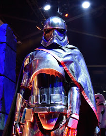 Captain Phasma armour Star Wars Force Awakens