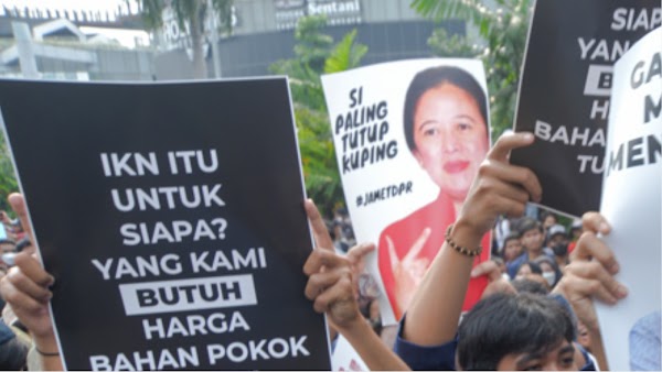 Tak Kunjung Temui Demonstran, Mahasiswa Soraki Puan: Otaknya Tak Mampu Menjawab Tuntutan Kita!