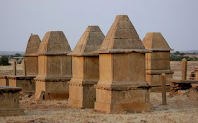 Structures near the graveyard in Kuldhara