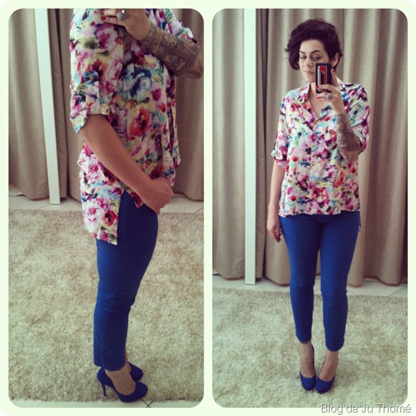 look calça azul camisa floral pump santa lolla azul