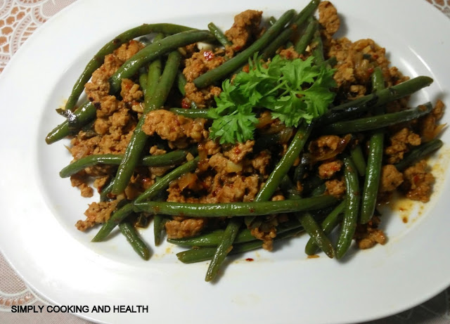 Spicy minced pork stir-fry with tender French beans