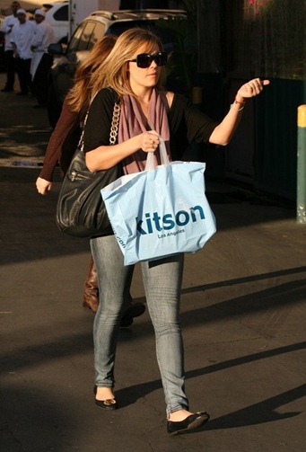 lauren-conrad-and-love-quotes-scarf-gallery