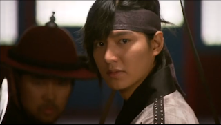 Lee Min Ho looking angry 
