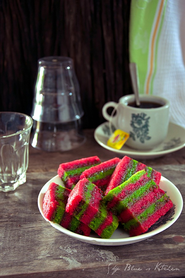 Melley Mey's Kitchen : ~ Kek Kukus Lapis Masam Manis...