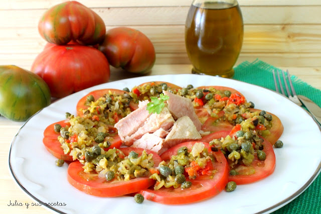 Ensalada de tomates raf con vinagre de encurtidos. Julia y sus recetas