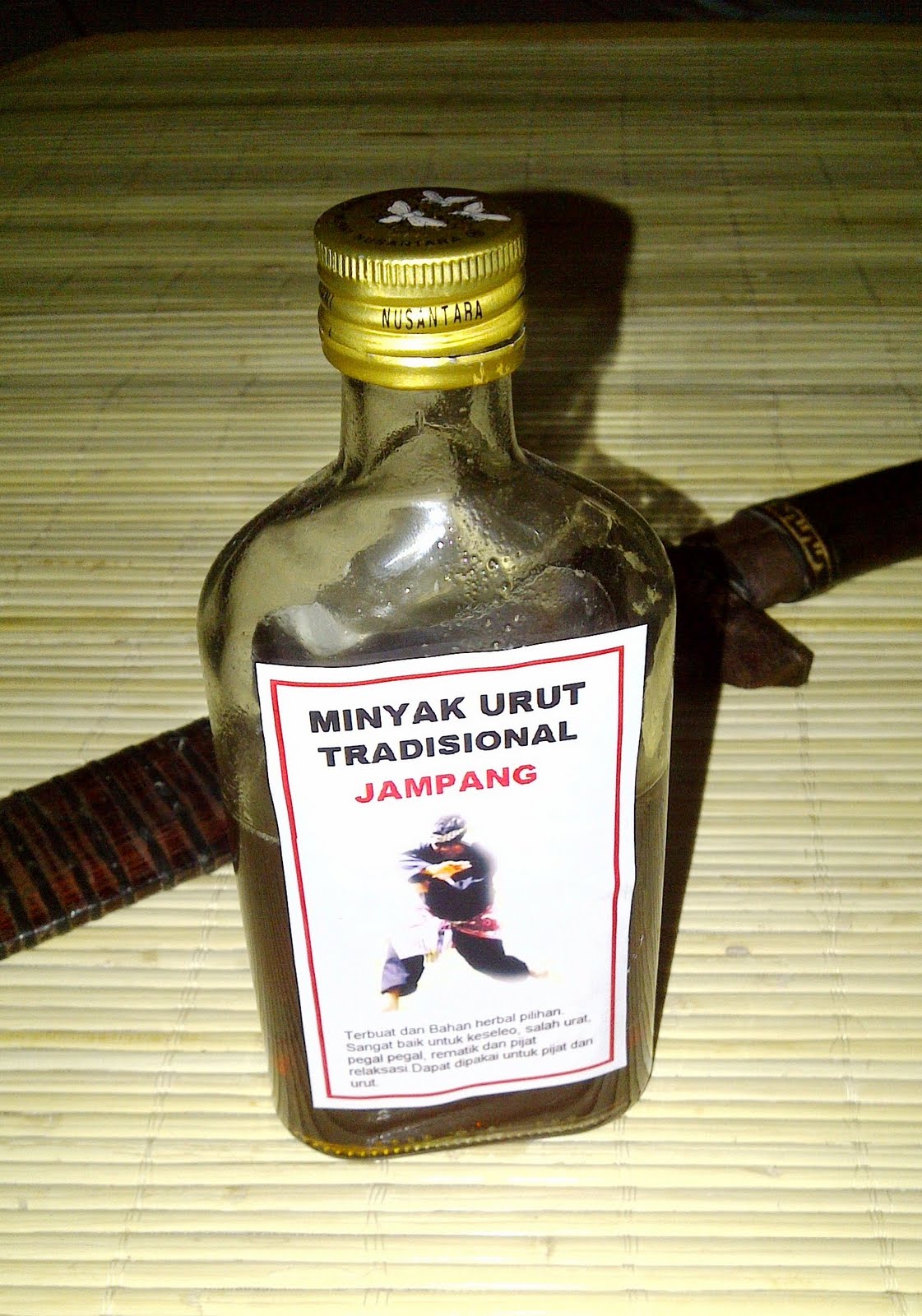 Minyak Urut Tradisional Jampang: January 2012