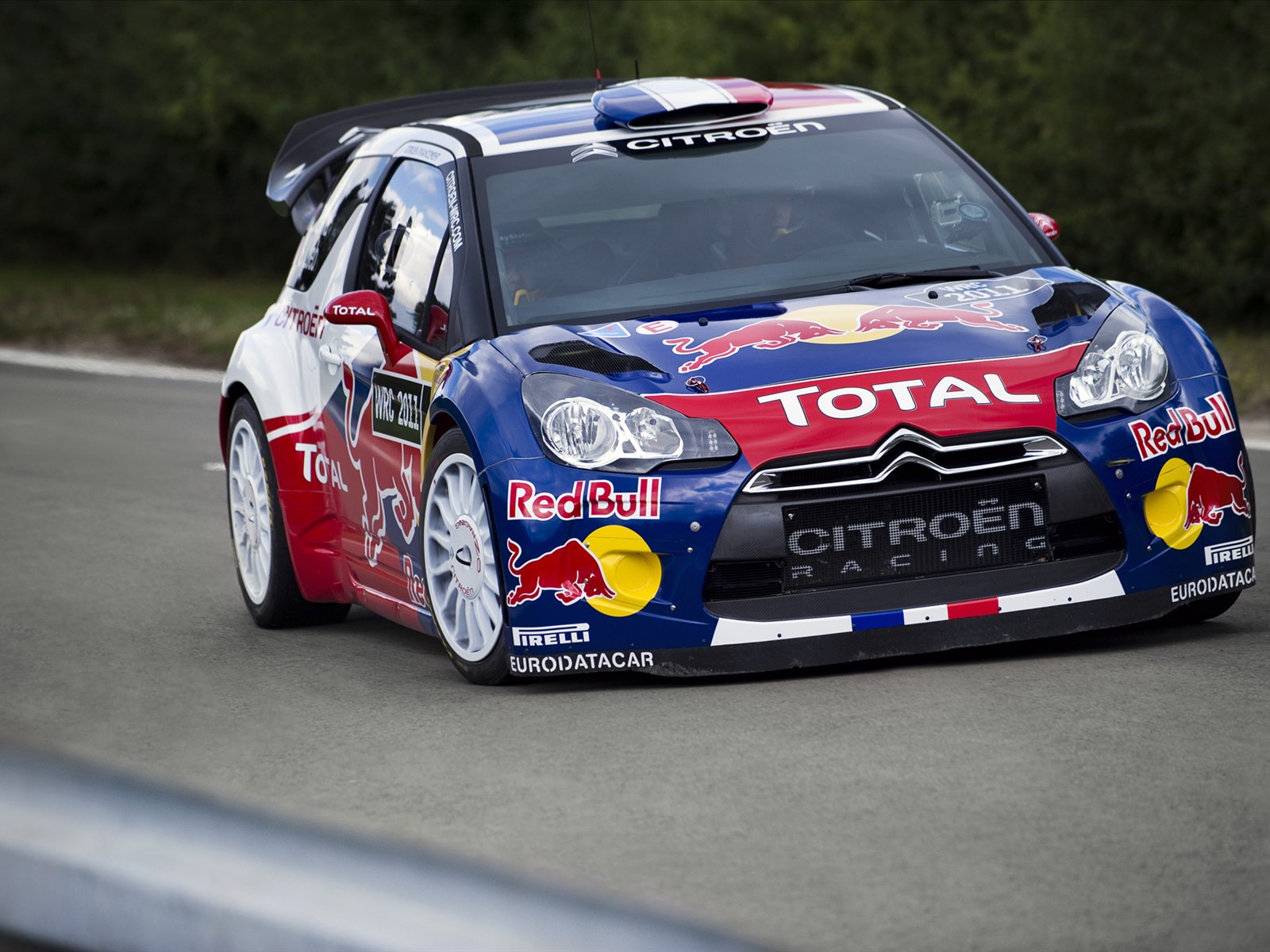 Car Pictures: Citroen DS3 WRC 2011