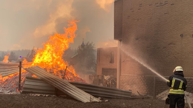 Пожежа на Луганщині: зросла кількість загиблих, до гасіння залучили ЗСУ, Нацгвардію та авіацію