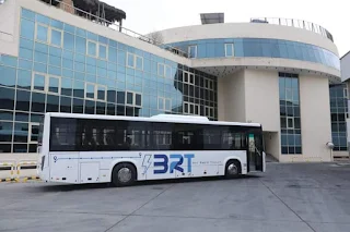 وزير النقل يزور مصنع MCV لتفقد النموذج الأولي لأوتوبيسات BRT التي تعمل بالكهرباء صديقة البيئة